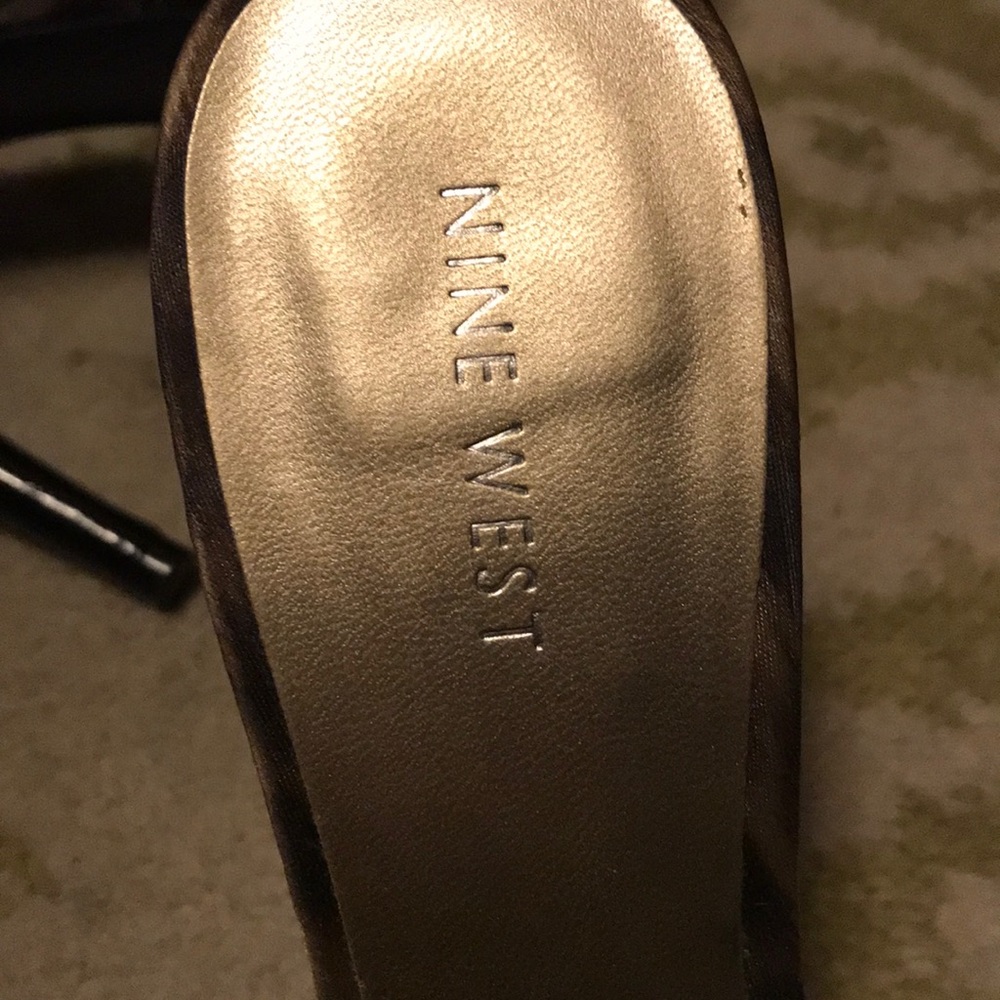 Nine West Leopard Print Open Toe Mule Heel - image 5